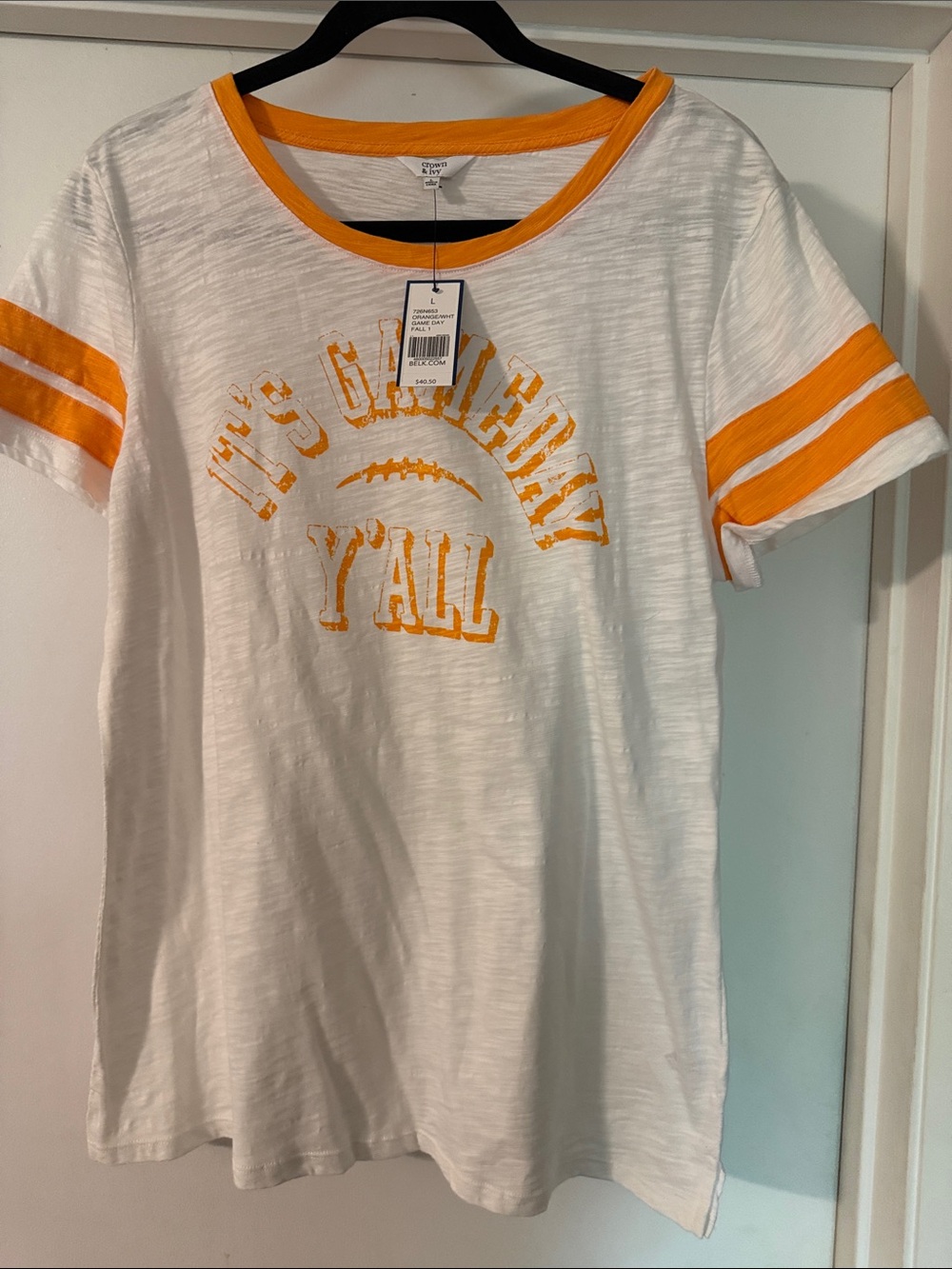 crown & ivy White Short-Sleeve Tee with Orange Trim and Graphic